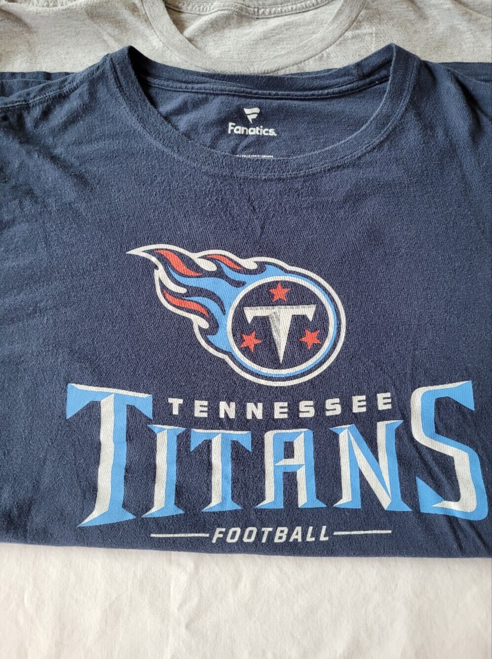 Set of Three Tennessee Titans Graphic Tees ( B Long Sleeve, Two Short Sleeve 2XL - Picture 6 of 8